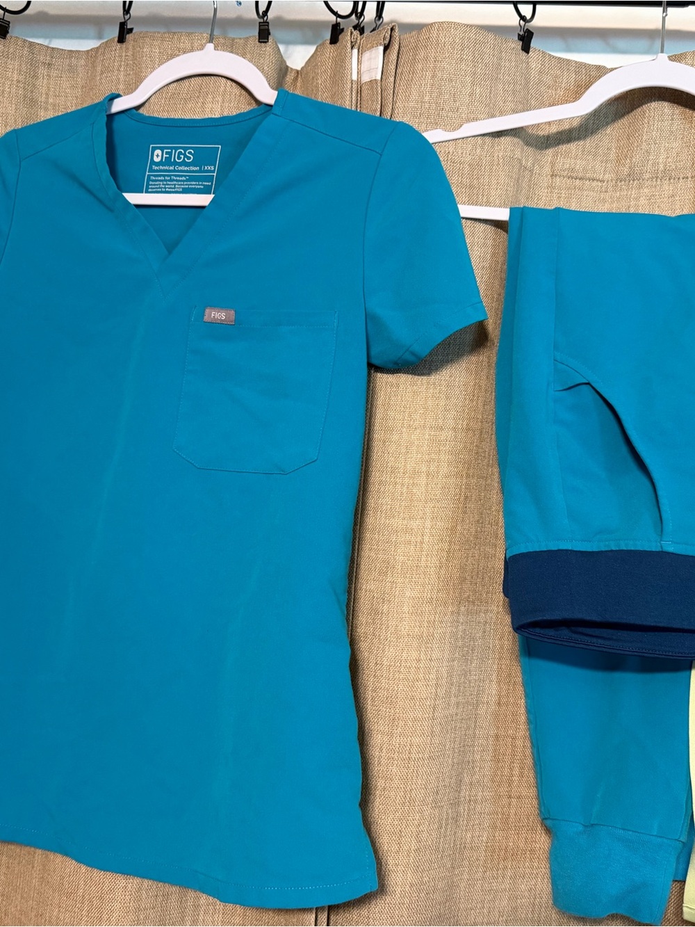 Women’s XXS Figs Teal Set
